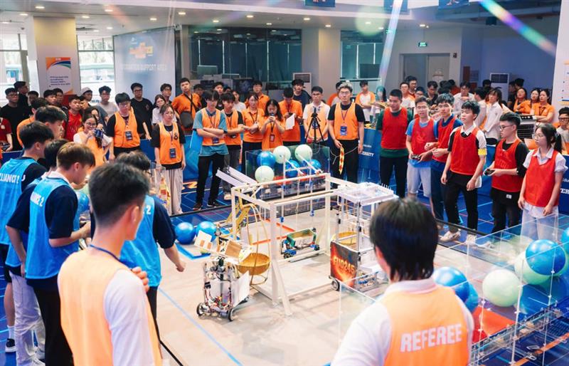 Phát triển nguồn nhân lực: Khẩn trương, bài bản